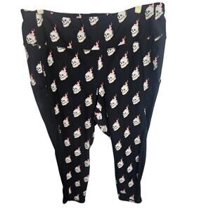 Torrid Active Womens Flaming Skull Print Capri Leggings Size 4X Stretch Athletic